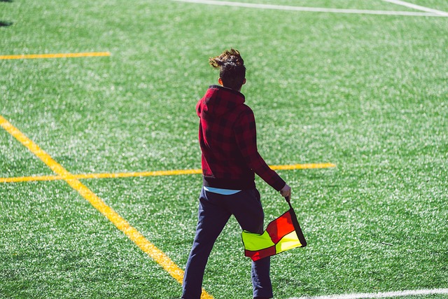 绕詹姆斯和 绕詹姆斯和